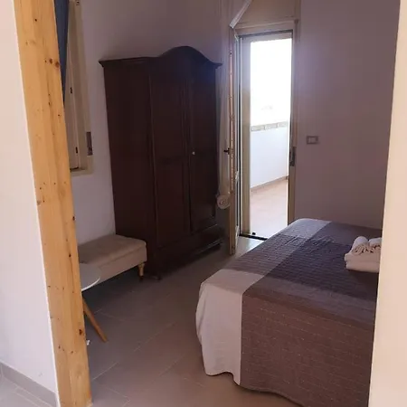 Borgo Marino Plemmirio Otel Siraküza