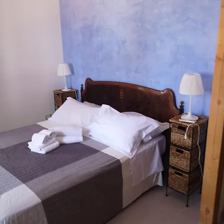 Borgo Marino Plemmirio Otel Siraküza