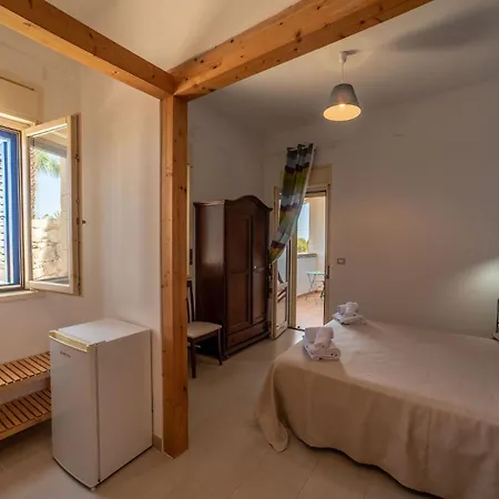 Borgo Marino Plemmirio Otel