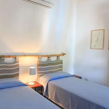 Borgo Marino Plemmirio Otel Siraküza